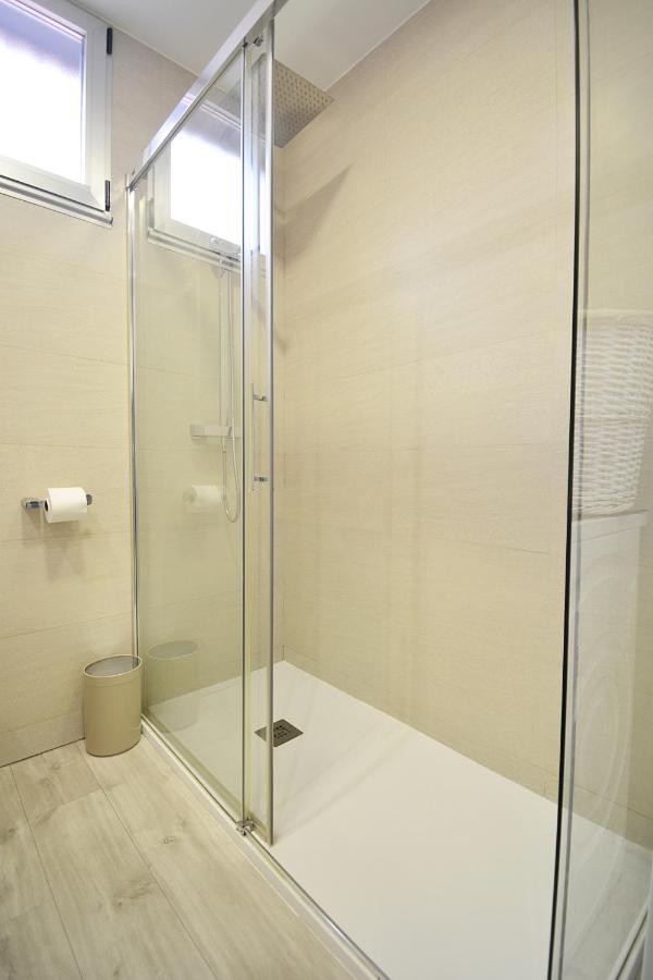 Galihost - Apartamento En Pleno Centro De Portonovo, Sanxenxo Exteriör bild